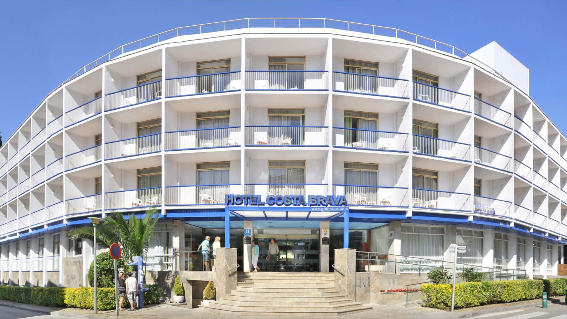 Main image