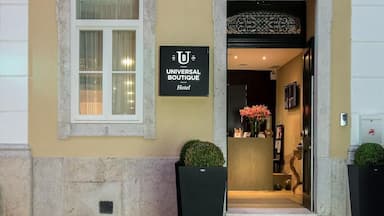Universal Boutique Hotel