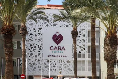 Gara Suites Golf & Spa